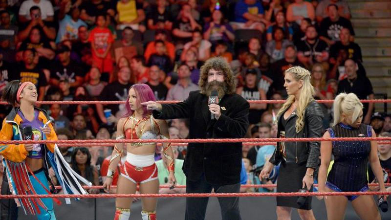Illustration for article titled WWE RAW fails to live up to the standard set by its rival brand